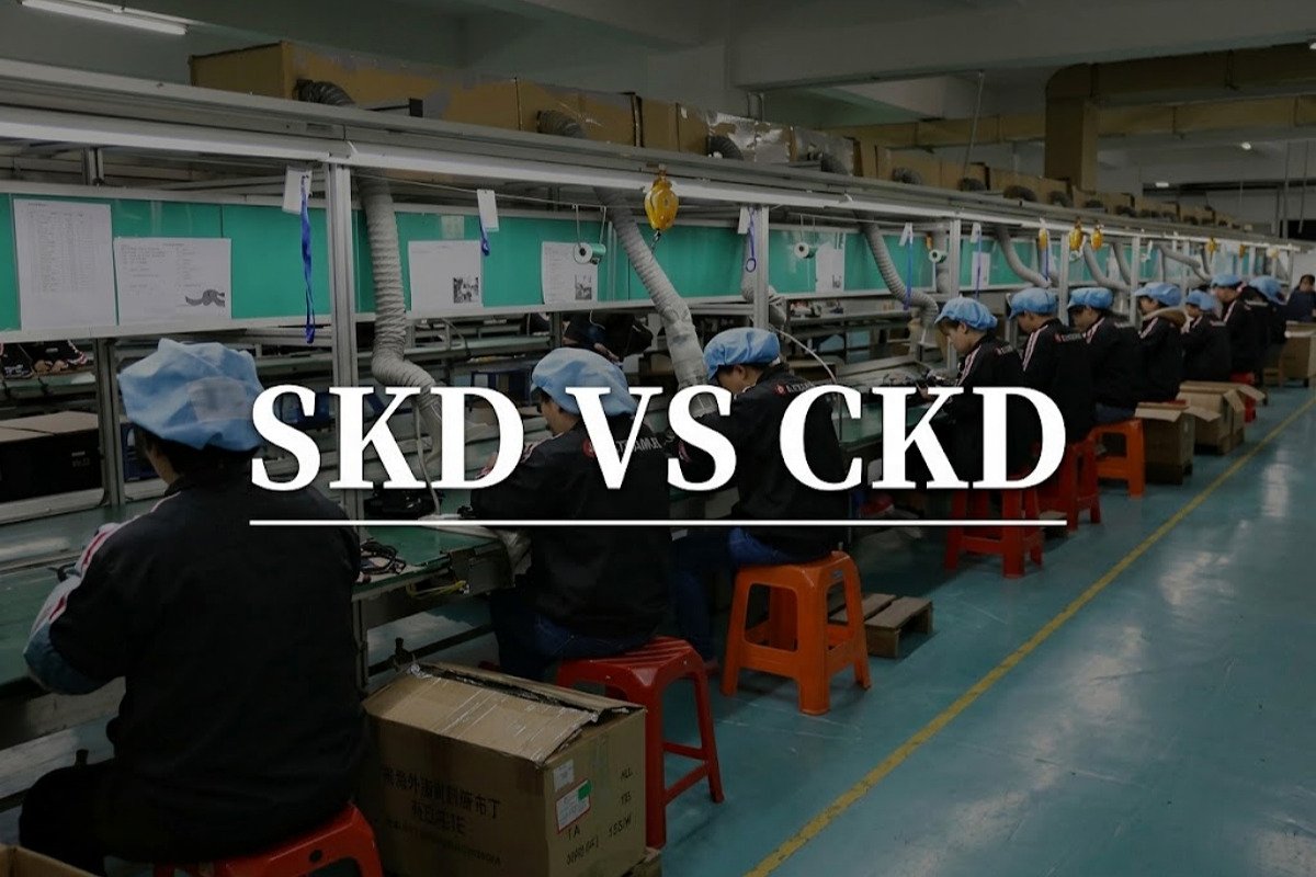 Vacuum cleaner SKD versus CKD assemblies